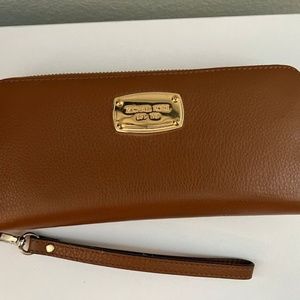 Michael Kors Continental Wristlet Wallet - Used in Great Condition
